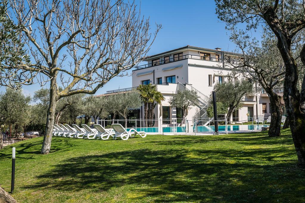 Appartamento Ideal Sirmione Exterior foto